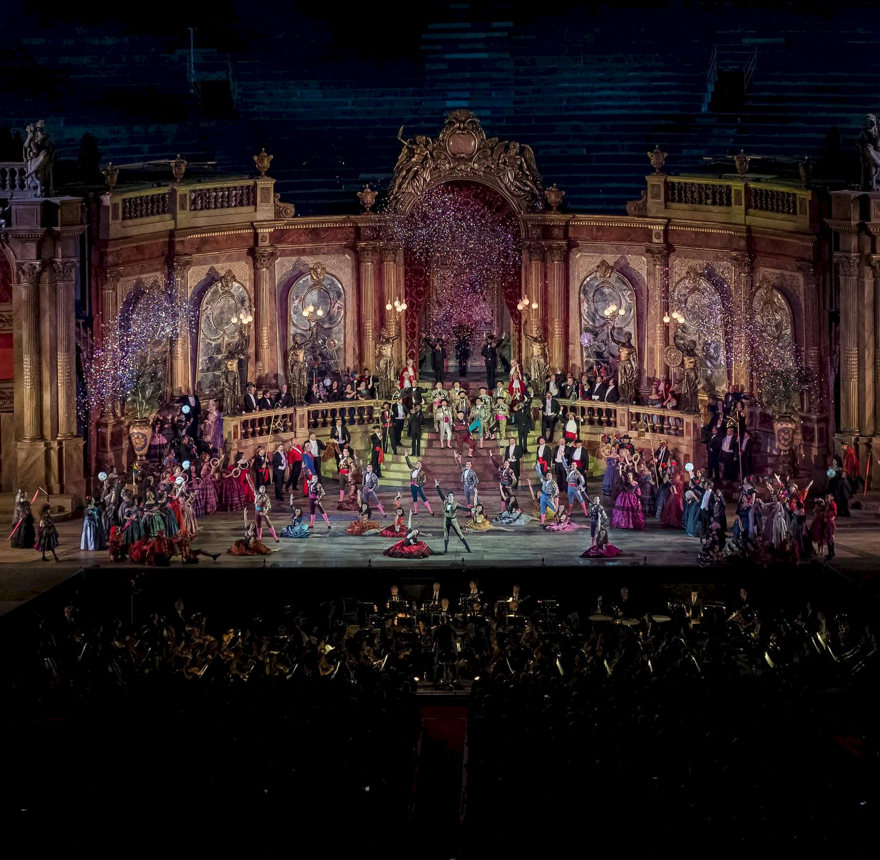 La Traviata, letztes von Zeffirelli signiertes meisterwerk bei dem 100. Arena di Verona opera festival